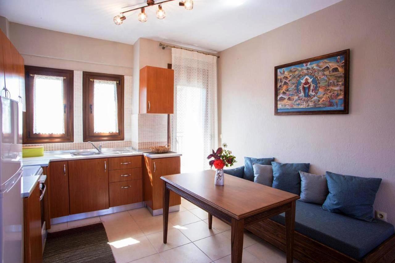 Nea Roda Apartments Esterno foto